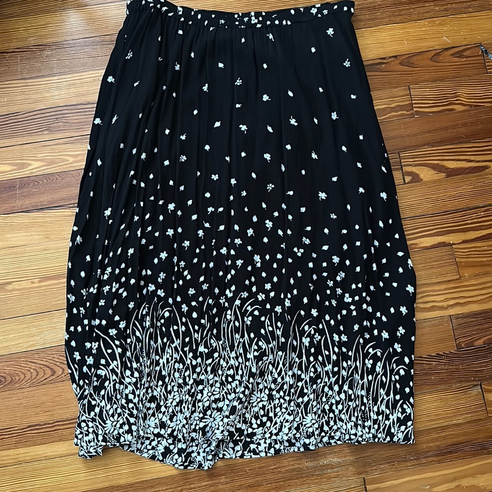 Women’s skirt